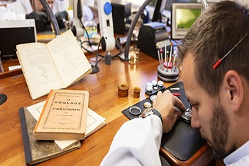 武汉劳力士月份表官售后保养