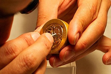 劳力士手表维修服务武汉地址查询